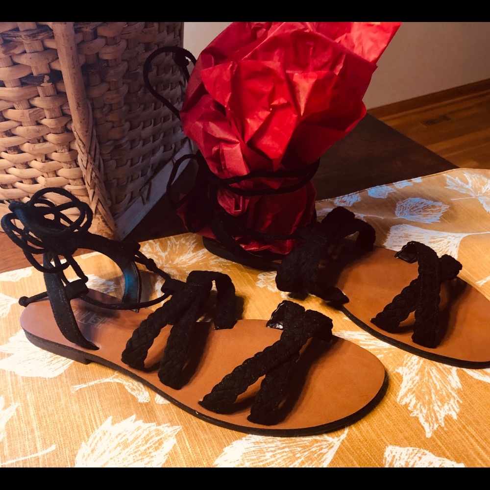 Women’s tie up gladiator sandals